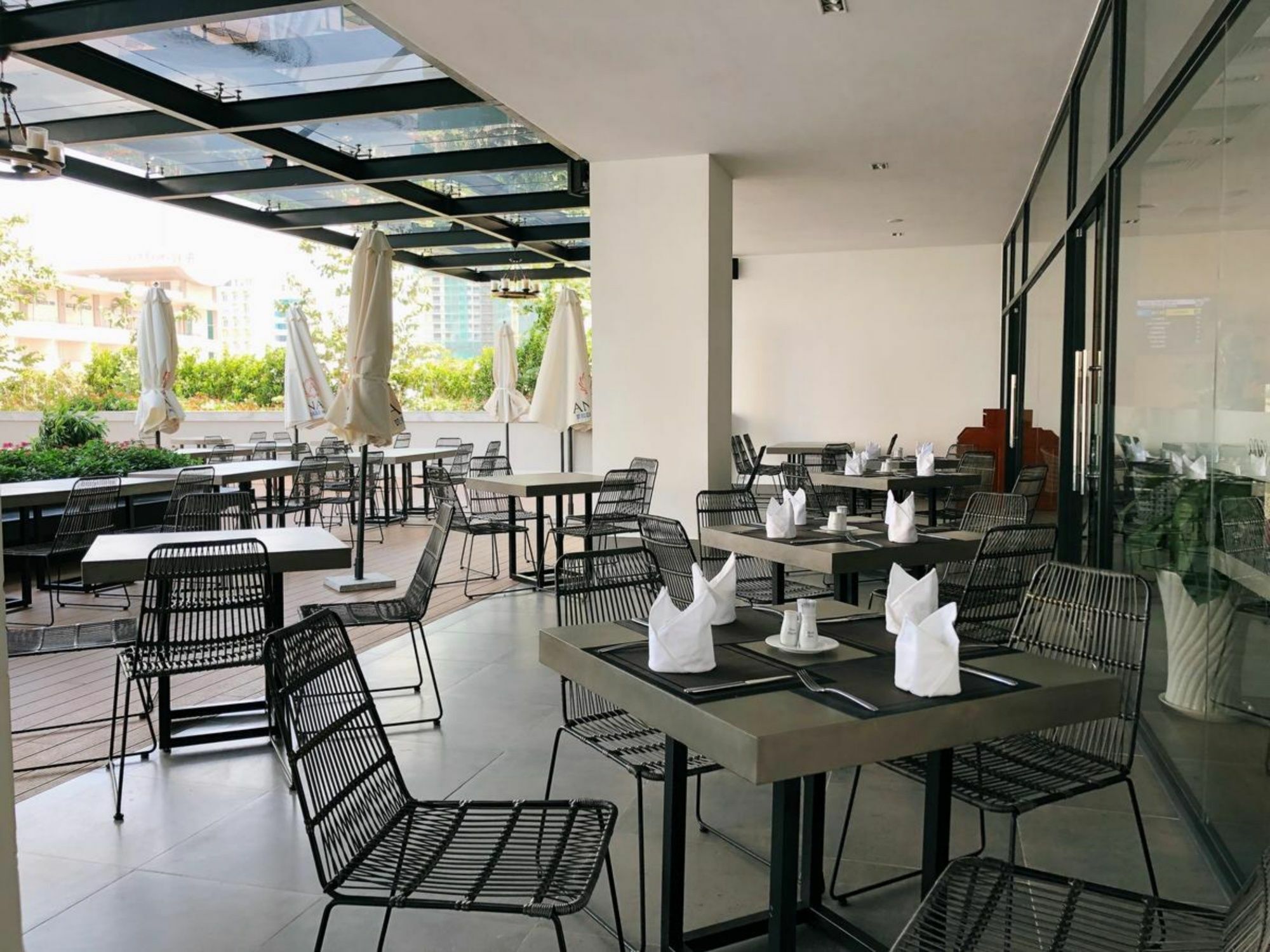 Parama Apartments Balcony Beachfront Nha Trang Zewnętrze zdjęcie